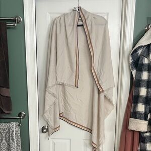 Elegant Cream Pashmina with Striped Trim